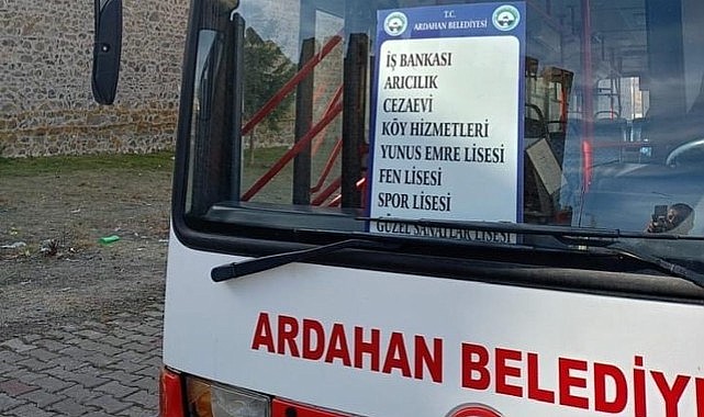 Ardahan Belediyesi ücretsiz halk otobüsü hizmeti başlattı