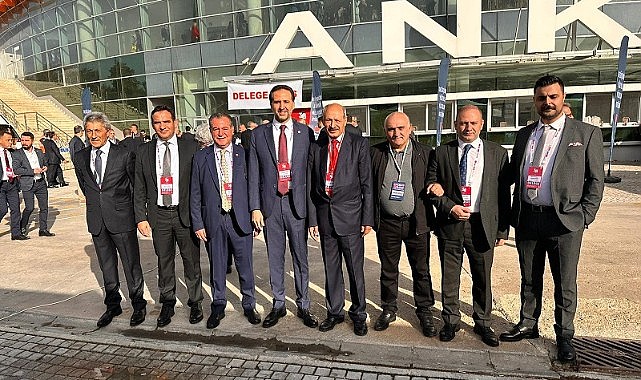 CHP’nin yeni Genel Başkanı Özel oldu