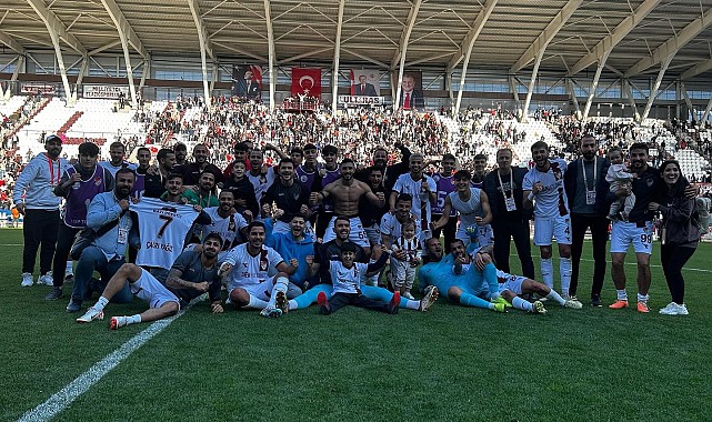Elazığspor geriden gelip puanı alıyor