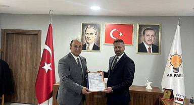 Erdal Kurukaya, Hanak’ta AK Parti’den aday adayı başvurusunda bulundu