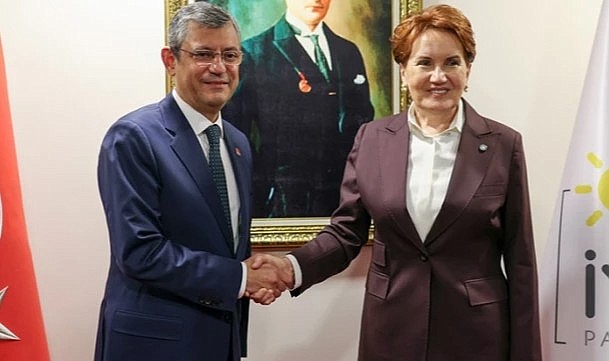 Görüşme sonrası ilk açıklama! Akşener, Özgür Özel'e "Pazartesi gününü bekle" dedi