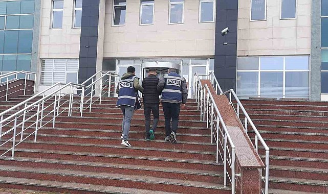 Kars'ta haklarında arama kararı bulunan 5 kişi yakalandı