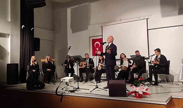 Musiki ustası Fikret Erkaya ata toprağında sevenleri ile buluştu