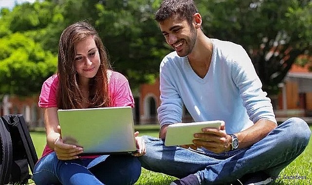 Öğrencilere Bilgisayar, Telefon ve İnternet Desteği İçin İlk Şart 26 Yaşını Doldurmamış Olmak;