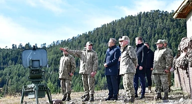 Posof’ta sınır karakollarında incelemelerde bulunuldu