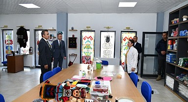 Vali Çiçek’ten Damal bebek evine ziyaret