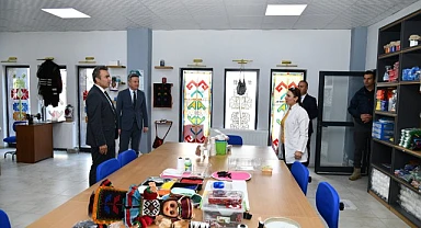 Vali Çiçek’ten Damal bebek evine ziyaret