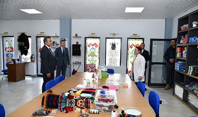 Vali Çiçek’ten Damal bebek evine ziyaret