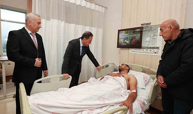 Vali Usta hastanede yaralıları ziyaret etti