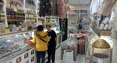 Ardahan'da havalar soğudu vatandaş aktara koştu
