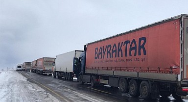Ardahan-Şavşat yolu ulaşıma açıldı