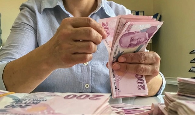Asgari ücretin ardından sıra memur ve emekli zammında! Milyonların maaşına yüzde 50'lik artış bekleniyor