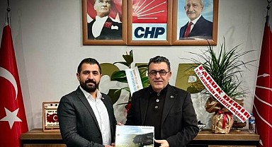 Başkan Demir, CHP Kars İl başkanlığını ziyaret etti