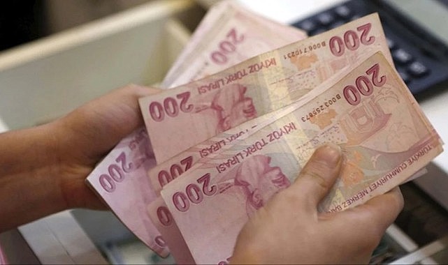 Çalışan emekliler 5 bin liralık ikramiyesine bu hafta kavuşacak