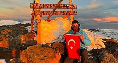 Dağcı Yılmaz Afrika'nın zirvesinde