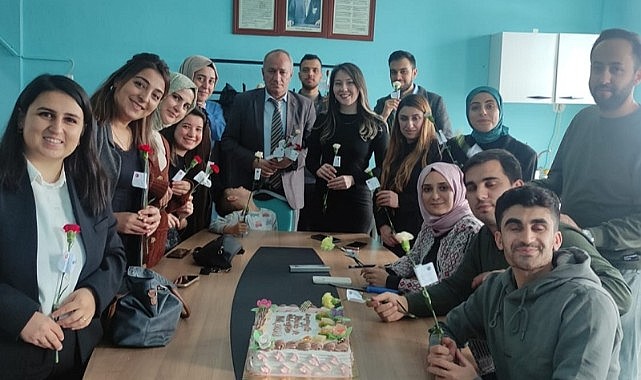 Eğitimci Halil Aras, adaylık için görevinden istifa etti