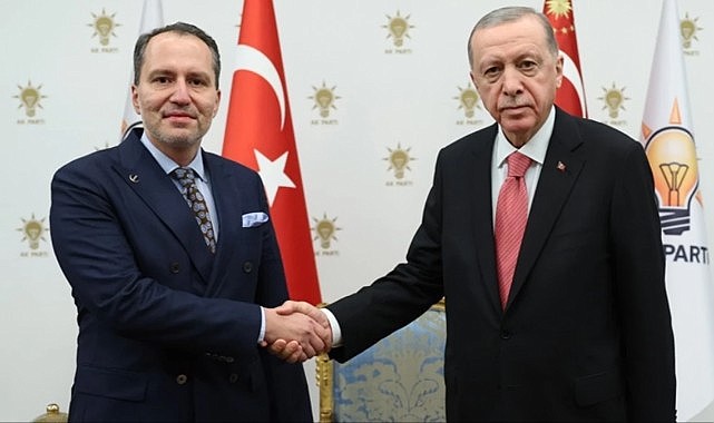 Fatih Erbakan: İstanbul, Ankara ve İzmir dışındaki yerlerde kendi adaylarımızla seçime gireceğiz