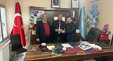 Harun Tankoç, İYİ Parti'den Hanak belediye başkan aday adayı oldu