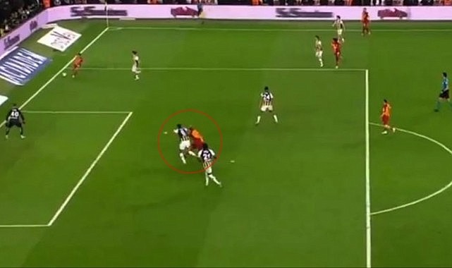 Icardi'nin pozisyonu penaltı mı değil mi? Eski hakem ve yorumcular aynı noktada birleşemedi