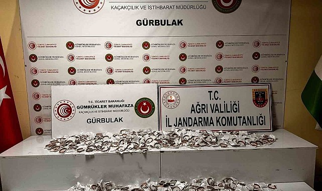 Kaçak takı malzemeleri ele geçirildi
