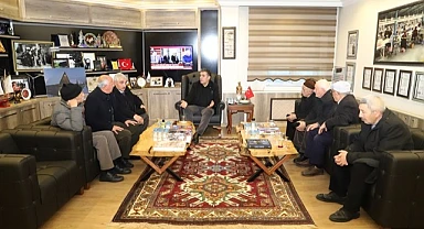 Karagöl Mahalle sakinleri 18.madde sorunları için Başkanla görüştü