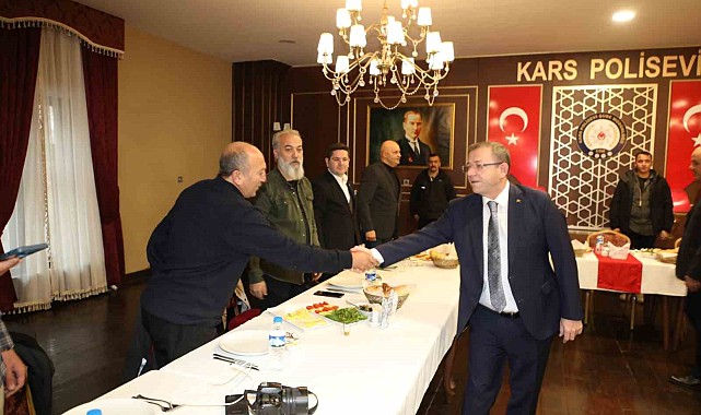 Kars Valisi Ziya Polat, basınla buluştu
