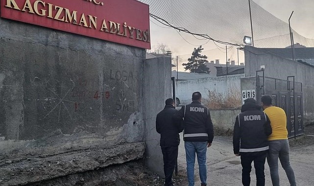 Kars'ta polis tefecilere darbe vurdu