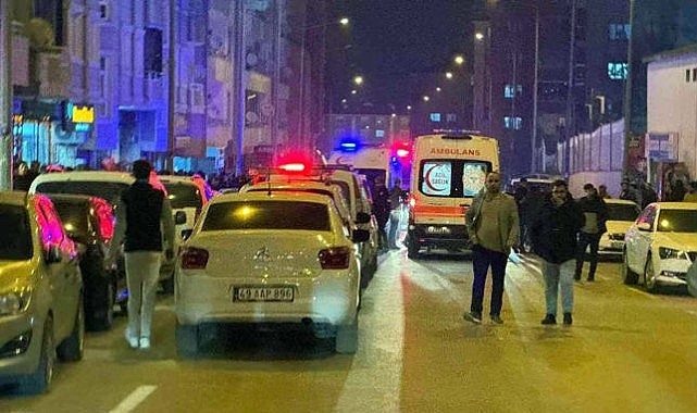 Muş&#039;ta zincirleme trafik kazası: 3 yaralı