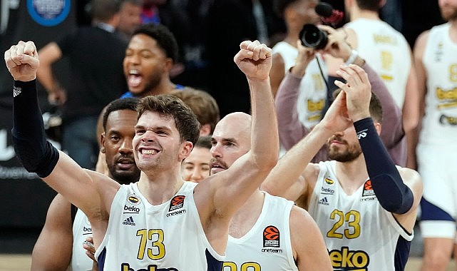 Türk derbisinde gülen taraf Fenerbahçe Beko!