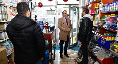 Vali Çiçek, esnaf esnaf dolaşıyor