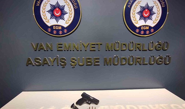 Van'da 16 kişi tutuklandı