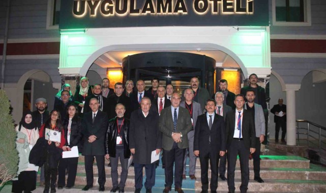 Van'da 'Türkiye Yüzyılı Din Öğretimi' çalıştayı