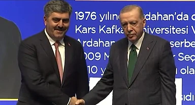 AK Parti, Ardahan Belediye başkan adayını tanıttı