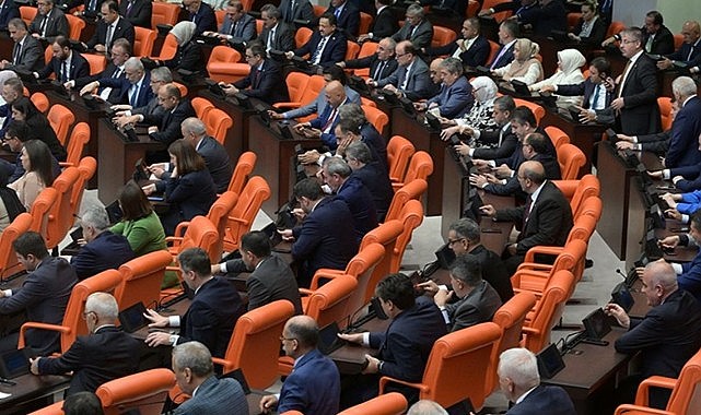 AK Parti'nin Meclis'teki milletvekili sayısı azaldı