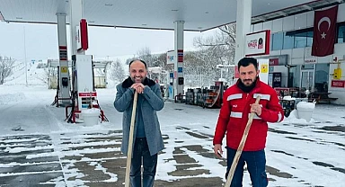 AK Partili Hür Özgür Yılmaz’dan Belediye çalışanlarına teşekkür