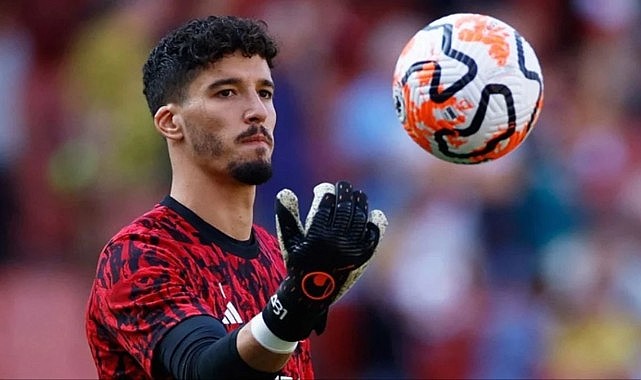 Altay Bayındır Manchestser United'dan ayrılıyor