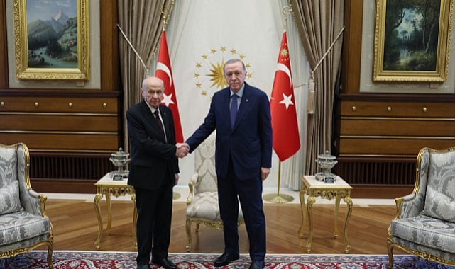 Ankara'da Erdoğan-Bahçeli zirvesi! Masada belediye başkan adayları ve emeklilere zam vardı