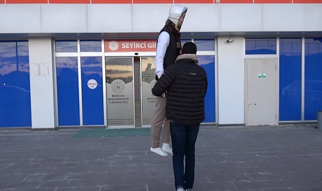 Antrenörden oyuncularına cansız mankenli motivasyon