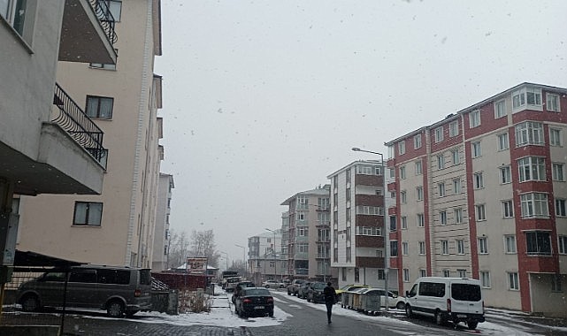 Ardahan’a 2024 yılının ilk karı yağdı