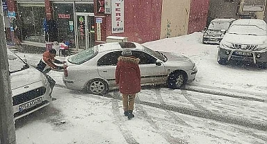 Ardahan’da 207 köy yolu ulaşıma kapandı