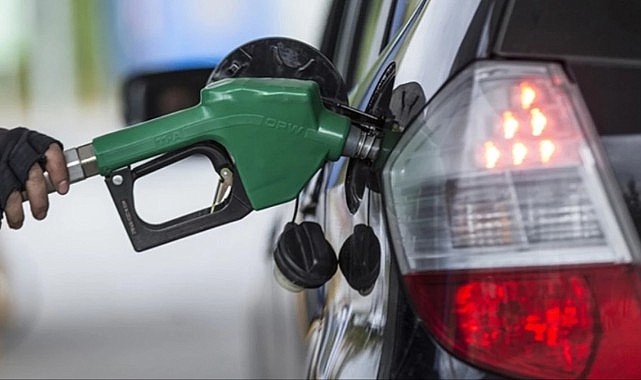 Benzine 95 kuruş zam geliyor