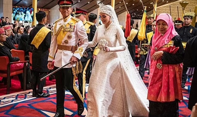 Brunei Prensi Abdul Mateen, 10 gün 10 gece süren bir düğünle evlendi