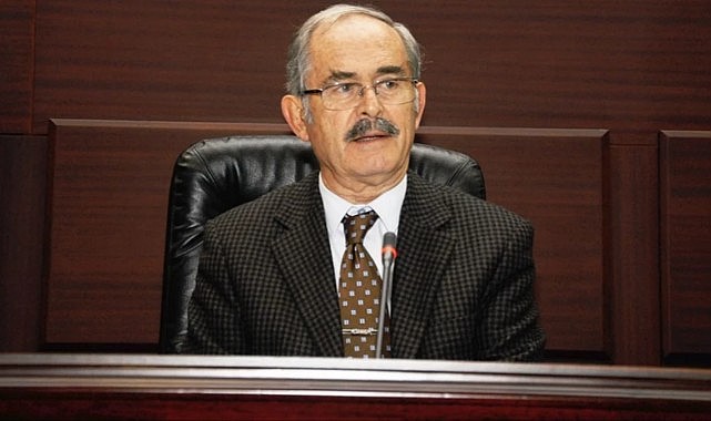 CHP'de aday gösterilmeyen Yılmaz Büyükerşen sessizliğini bozdu
