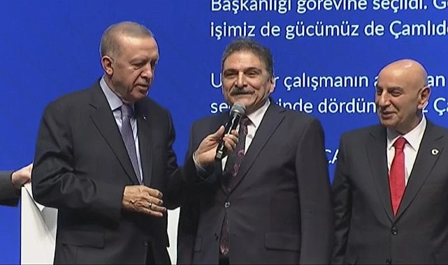 Cumhurbaşkanı Erdoğan'ın mikrofon uzattığı adayın sözleri büyük alkış aldı