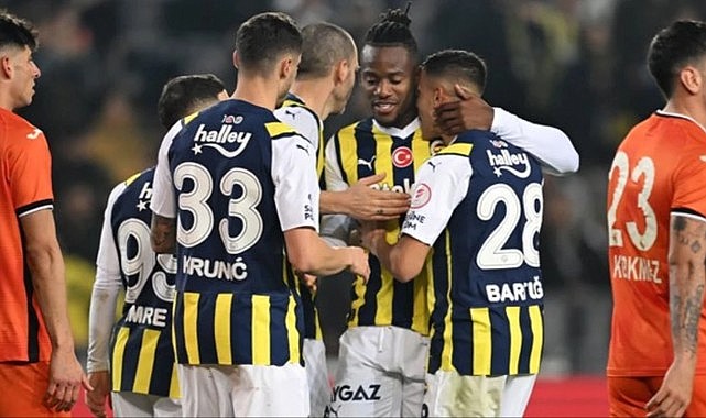 Fenerbahçe, Adanaspor'u 6-0 yenerek Ziraat Türkiye Kupası'nda son 16 turuna yükseldi