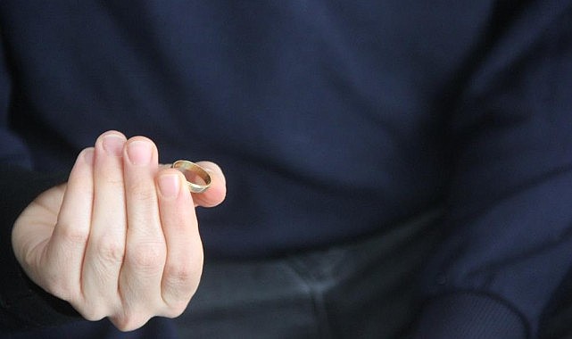 Filmlere konu olacak yüzük hikayesi: Kayıp yüzük 20 yıl sonra ortaya çıktı