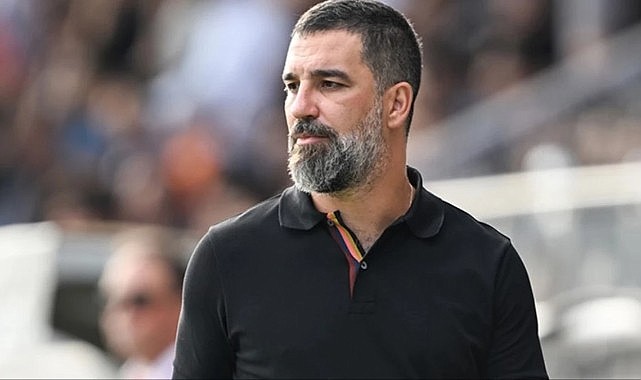 Nereden nereye! Fenerbahçe ve Galatasaray'da oynayan futbolcu Arda Turan'ın öğrencisi oldu