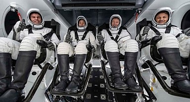 Türk astronotun uzay yolculuğu Ardahanlıları ekrana kilitledi