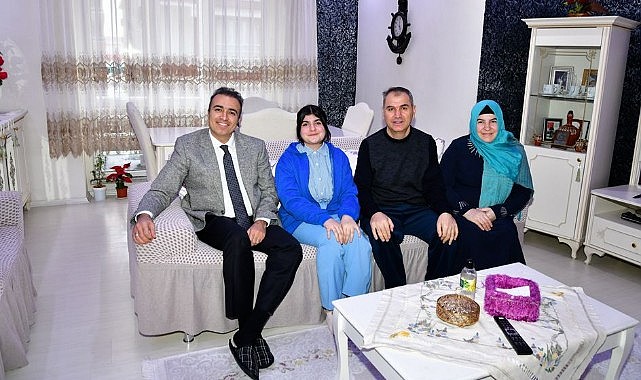 Vali Çiçek'ten anlamlı ziyaret