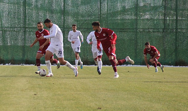 23 Elazığ FK'da 15 oyuncu gitti, 21 futbolcu geldi